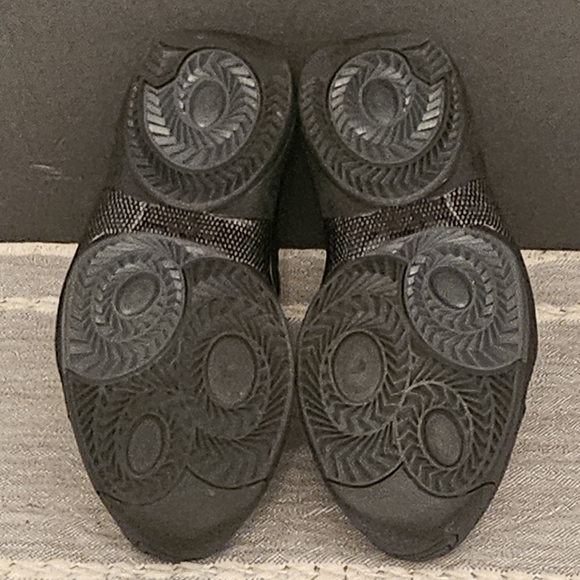 New Nike Air Zoom Swoopes Basketball Sneakers, W9, Black/Floral - Picture 6 of 6